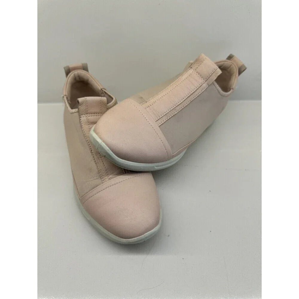 Ecco Gillian sneakers Rose Dust blush Women's Comfort slip on Sneaker - US 8